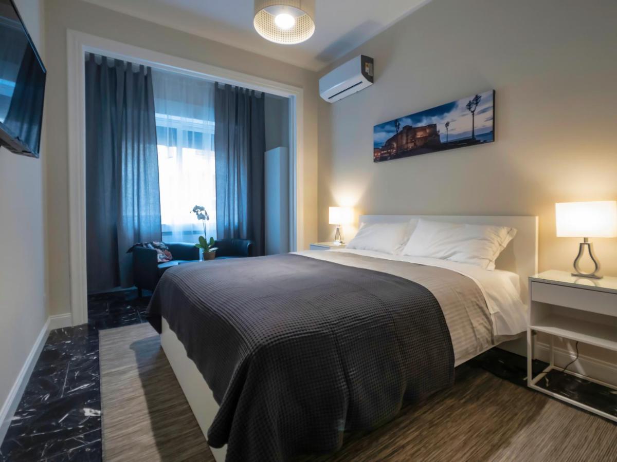 Silia House Napoli Centro Hotel Екстериор снимка