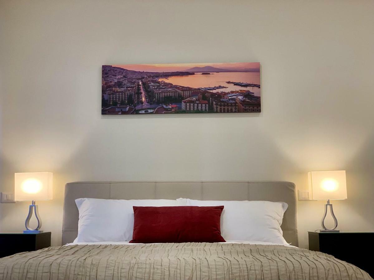 Silia House Napoli Centro Hotel Екстериор снимка